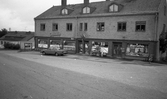 ICA Butikshandel och Harriettes på Kvarnvägen i Garphyttan, 1985