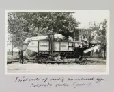 Man vid vanligt amerikanskt tröstverk i Colorado, 1913-07-05