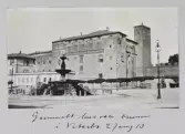 Stort gammalt hus och brunn i Viterbo, 1913-08-27
