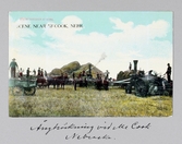 Vykort på ångdrivna tröskverk i Nebraska, 1913