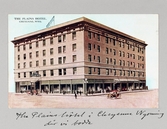Vykort förställande hotellet The Plains i Cheyenne, 1913