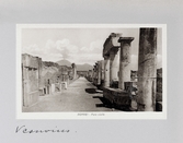 Vykort med rester av kolonner i Pompeji i Italien, 1913