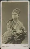 På kuvertet står följande information sammanställd vid museets första genomgång av materialet: Amalia Birgitta Dahlman
f. Olsén f. 8/1 år 1860 d. 31/5 1891. gift med Otto Dahlman.
Strömstad och Grebbestad