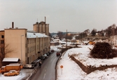 Mölndals Kvarnby i januari 1984. Till vänster byggnaden 