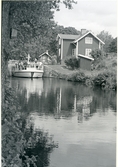 Ramnäs sn.
Strömsholmsholms kanal, Seglingsberg. 1984.