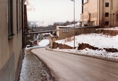 Mölndals Kvarnby i januari 1984. Industribebyggelse på båda sidor av 