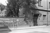 Graffitti på mur, 1980-tal