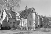 VILLA SEDD FRÅN GÅRDEN