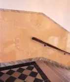 Marmorening i trapphus, Allehanda- borgen, 1977-1979