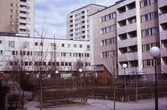 Moderna hus vid kvarteret Tunnbindaren, 1973