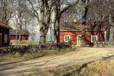 Torp vid Hjälmarsberg, 1980-tal