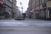 Julbelysning över Nygatan taget från Drottninggatan, 1980-tal