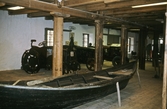 Traktorer och eka i Karlslunds museum, 1970-tal