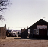 Autodelar bilskrot på Hjälmarvägen, 1960-tal