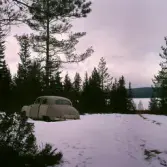 Skrotbil i snö, 1960-tal
