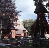 Kvistbro kyrka med klockstapel, 1974