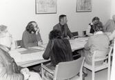 Hembygdsförbundets kurs i bokföring och deklaration i Huddinge bibliotek 1979-11-10. Kursledare Kamrer Olle Thorell.