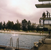 Badande på Gustavsviksbadet, 1960-tal