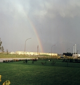Regnbåge över bostadsområdet Oxhagen, 1960-tal