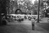 Hembygdsgårdar. Marknad på Färingsö hembygdsgård 2005.