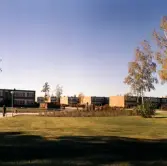 Park vid hyreshusen i Vivalla, 1970-tal