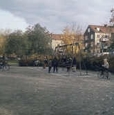 Barn på lekplats i Rosta, 1960-tal
