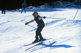 Barn i slalombacken i Storstenshöjden, 1970-tal