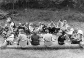 Ungdomsverksamhet. Ungdomsläger arrangerat av Nacka hembygdsförening i augusti 1985.