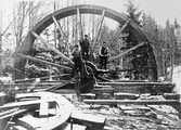 Rivning av vattenhjul, 1916