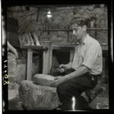 1950. Frankrike. Träarbete