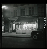 1950. Paris. 