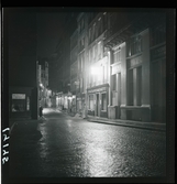 1950. Paris. Gata, kvällsbild