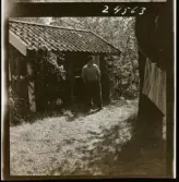 568/1 Trenter Stieg Sommar-Gåtebo. Tagning ateljén.