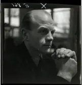 584 Brunsviks Folkhögskola. Porträtt av en man.