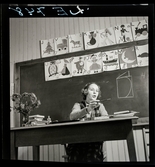 588 Lärarinna på Landet