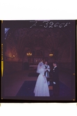 585/8 Facit Tokyo Daberg. Bröllop. Brudparet framför prästen.