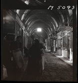 1717/L Istanbul allmänt. Folkliv, eventuellt marknaden i Grand Bazaar.