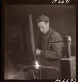 1729 A Rörmokare Midsommarkransen