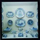 2358 Historieboken/Kyrkan/Uppsala högar/Barometer/Ostindiska