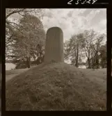 2358/2 Historiska boken Sigtuna ruiner, Gamla Uppsala, Runstenar etc.