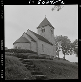 2358/8 Historiska boken Hamnbilder mm; Svartsjölandet; Stenbrottet mm; Våms kyrka; Djäknar; Gammalt slott