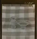 2368 Nilsson Fröken, Majvägen 7, Bromma Handarbete-korgflätning-tagn. Svensk Hemslöjd; vid Spinnrocken Jan. 57