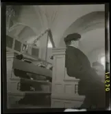 1950. Leksand. Folk i kyrkbänkar