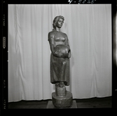 2373/26 Astra, Konstnär Wretling