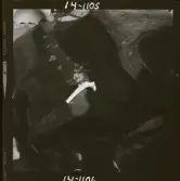 2771/16 Landskap klippor, Vinterskog