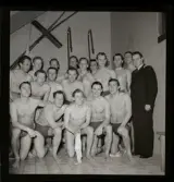 Stockholm, stud. lag i 20 manna-sim, segrare 1946.
