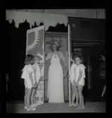 Barnfest, Konserthuset, Stockholms speceri- och livsmedelhandlares förbund, arrangör, 1946.