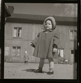 Lind, Gösta, Södertälje, med son, 1945.