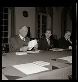 Olympiska kommittén sammanträder på Strömsborg 1946.