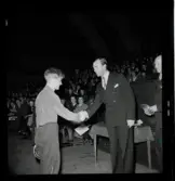 SM i gymnastik i Alvikshallen med Örebroarna som överlägsna segrare. 19 november 1944.